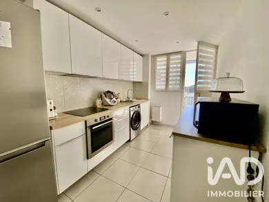 Apartment in La Valette-du-Var (83160)