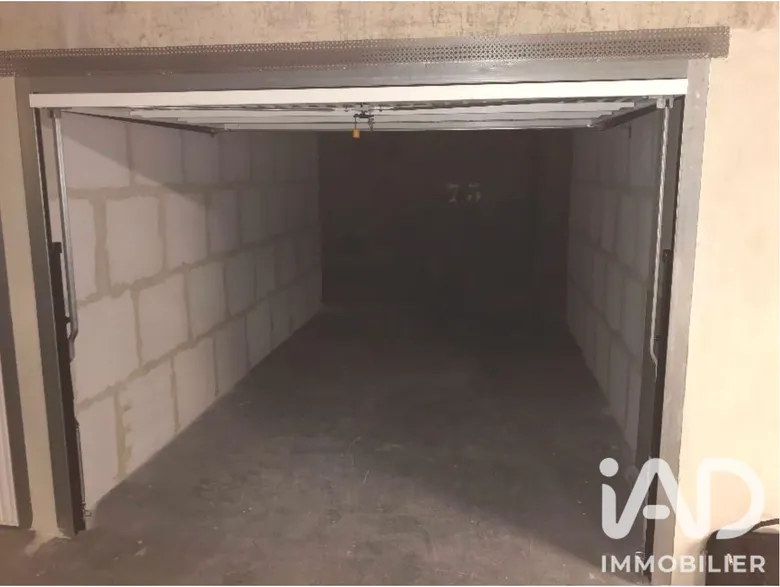 Parking 13 m² · à Montpellier · 13,1 m² · 18 000 €