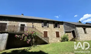 Maison de village à Peyrelevade (19290)