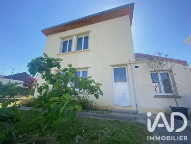 Maison à La Loupe (28240)