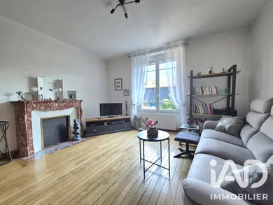 Maison à Bogny-sur-Meuse (08120)