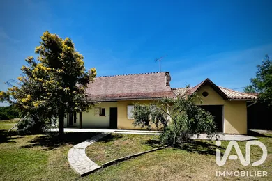 Maison à Bussière-Badil (24360)
