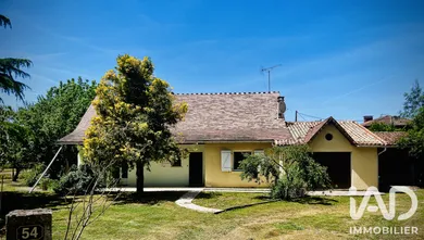 Maison à Bussière-Badil (24360)