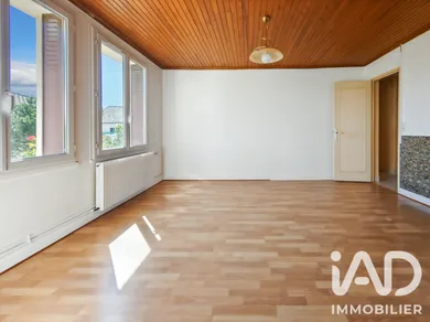 Maison traditionnelle à Gagny (93220)
