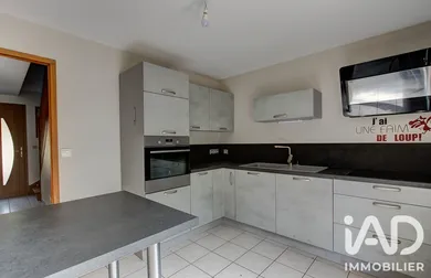 Maison à Trois-Rivières (80500)