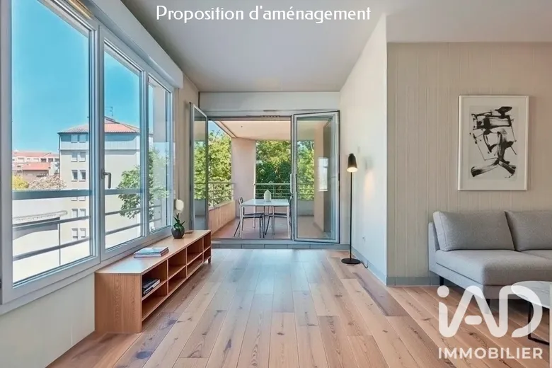 Appartement 3 pièces 71 m² · à Lyon · 70,5 m² · 240 000 €