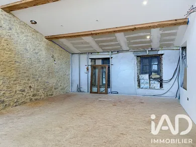 Village house in Conques-sur-Orbiel (11600)