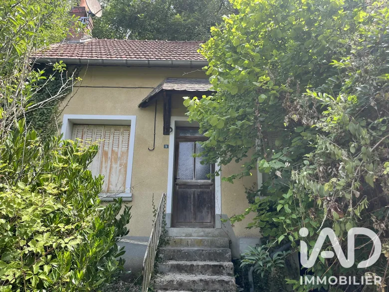 Maison 1 pièce 35 m² · à La Celle-Guenand · 35 m² · 38 500 €