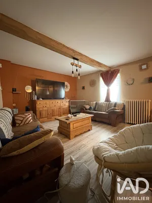 Maison de village à Chatel - Guyon (63140)