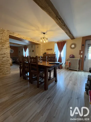Maison de village à Chatel - Guyon (63140)