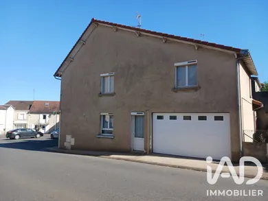 Townhouse in Lathus-Saint-Rémy (86390)