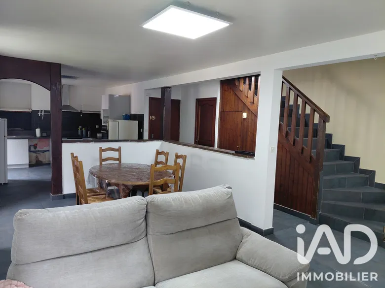 Appartement 4 pièces 105 m² · à Saint-Étienne-de-Cuines · 105 m² · 135 000 €