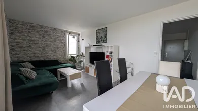 Appartement à Cergy (95000)