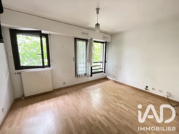 Appartement à Suresnes (92150) photo 2