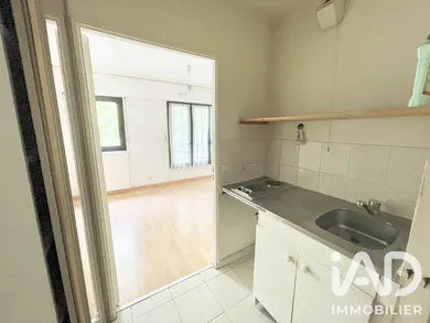 Apartment in Suresnes (92150)