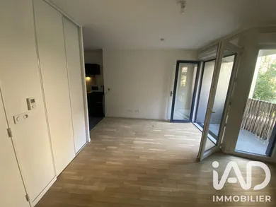 Appartement à Saint-Ouen-sur-Seine (93400)