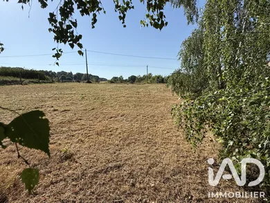 Terrain à Bussière-Galant (87230)