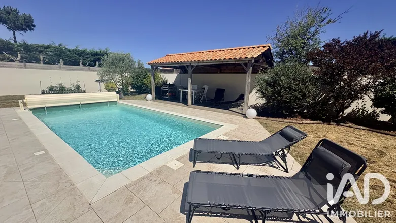 Maison 6 pièces 124 m² · à Bretignolles-sur-Mer · 123,7 m² · 515 000 €