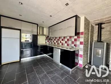 Detached house in Thouars (79100)