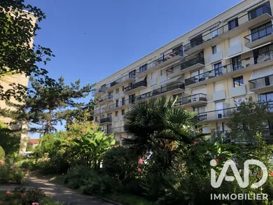 Apartment in Deuil-la-Barre (95170)