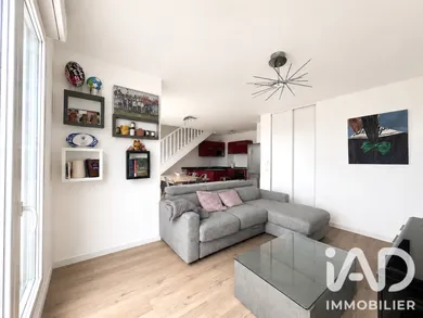 Duplex in Suresnes (92150)
