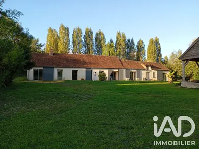 Maison traditionnelle à La chapelle (72240)