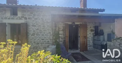 Maison de village à Sauviat-sur-Vige (87400)