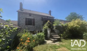 Maison de village à Sauviat-sur-Vige (87400)