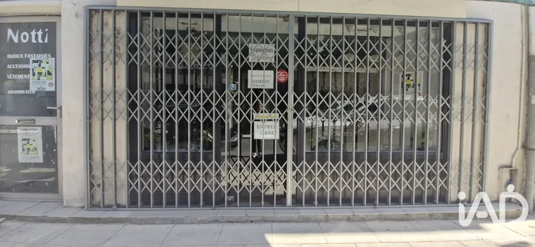 Immeuble 300 m² · à Sainte-Foy-la-Grande · 300 m² · 107 000 €