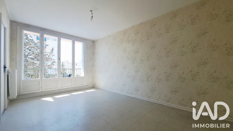 Appartement 3 pièces 56 m² · à Montargis · 56 m² · 53 000 €