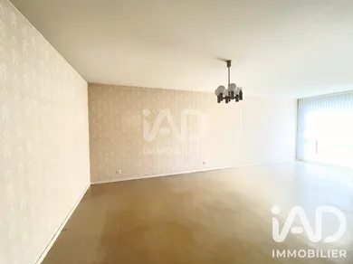Appartement à Neuville-en-Ferrain (59960)