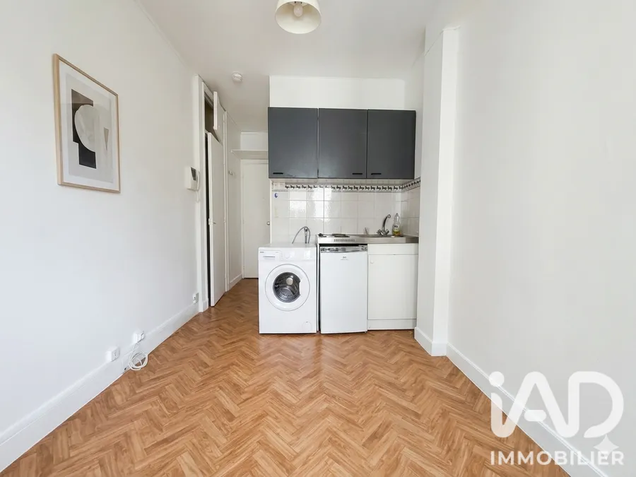 Studio à Paris (75016) photo 3