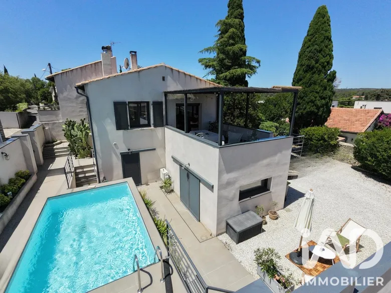 Maison 6 pièces 180 m² · à Nîmes · 180 m² · 850 000 €
