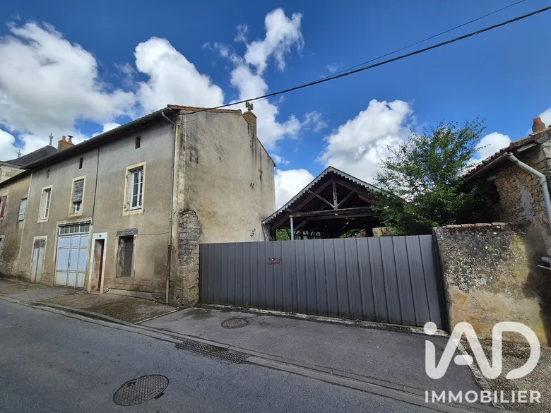 Maison 7 pièces 191 m² · à Thénezay · 191 m² · 70 000 €