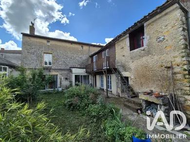 Maison de village à Thénezay (79390)