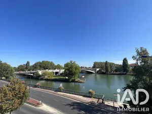 Apartment in Joinville-le-Pont (94340)
