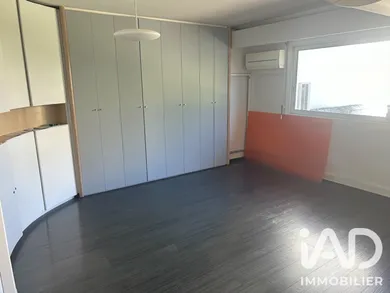 Apartment in Nantes (44300)