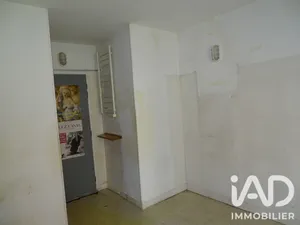Apartment in Paris (75017)