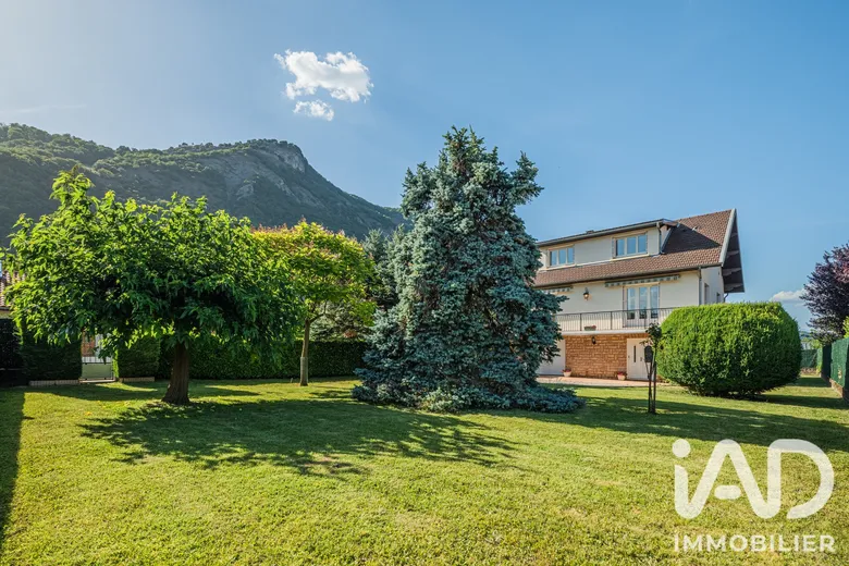 Maison 6 pièces 127 m² · à Vif · 126,6 m² · 425 000 €