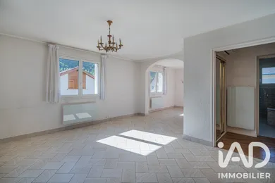 Maison traditionnelle à Vif (38450)