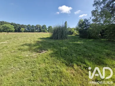 Terrain à bâtir à Sainte-Anne-sur-Brivet (44160)