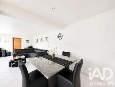 Townhouse in Faches-Thumesnil (59155)