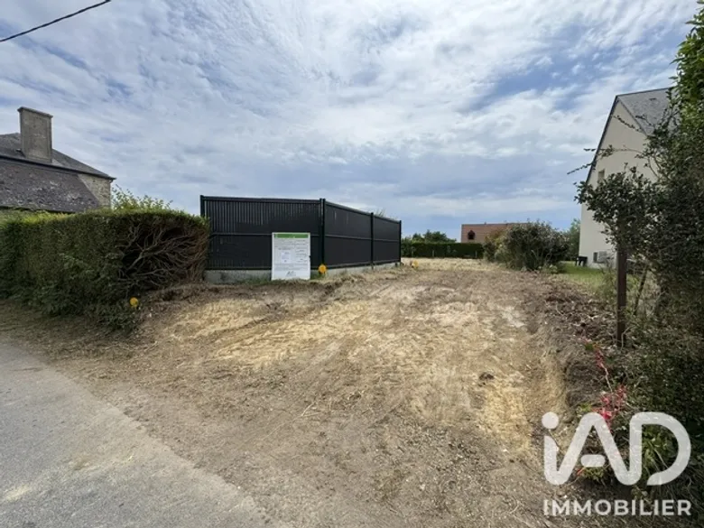 Terrain à bâtir à Monceaux-en-Bessin (14400) · 54 000 €