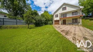 House in Sayat (63530)