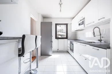 Appartement à Suresnes (92150)