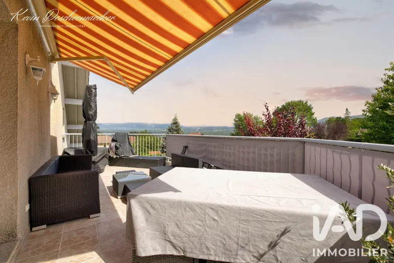 Appartement 4 pièces 125 m² · à Collonges · 125 m² · 617 000 €