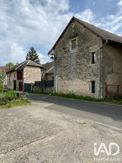 Maison de village à Contrevoz (01300)