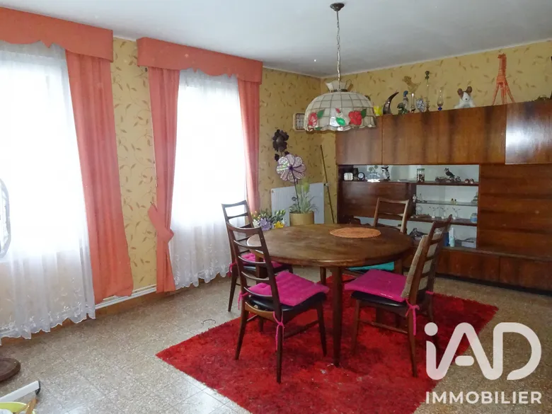 Maison 7 pièces 104 m² · à Breteuil · 103,8 m² · 148 000 €