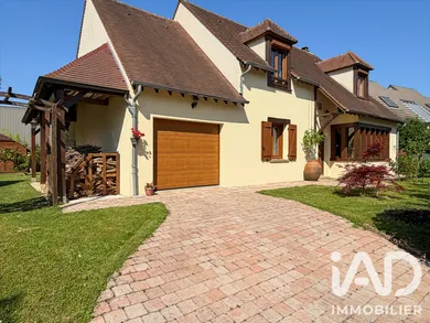 Maison à Émerainville (77184)