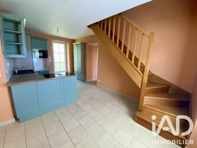 Maison de village à Amilly (45200)